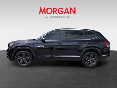 2021 Volkswagen Atlas — engine compartment view