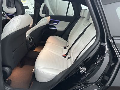 2026 Mercedes-Benz GLC — photo 24 view