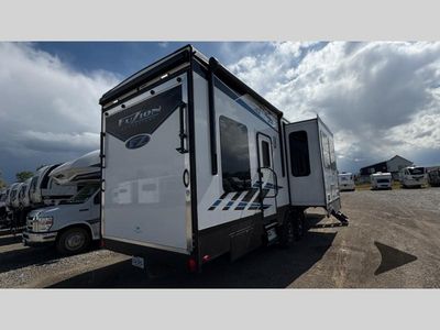 2023 Keystone RV Fusion - Photo 5