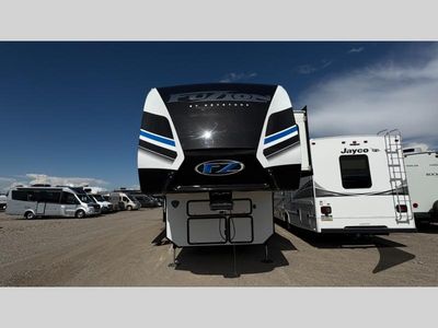2023 Keystone RV Fusion - Photo 3