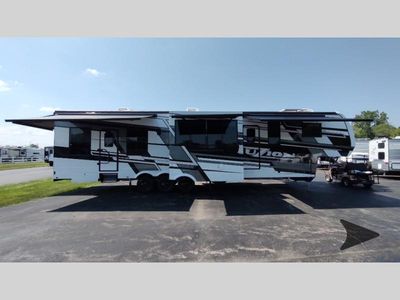 2025 Keystone RV Fuzion - Photo 12