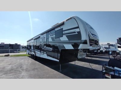 2025 Keystone RV Fuzion - Photo 1