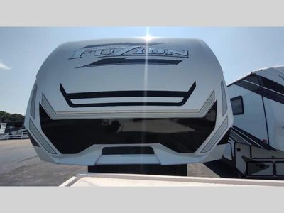 2025 Keystone RV Fuzion - Photo 13