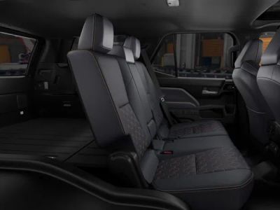 2026 Toyota 4Runner i-FORCE MAX - Photo 21