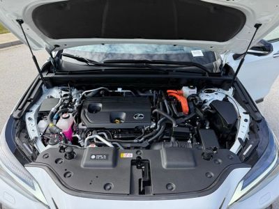 2025 Lexus NX - Photo 17