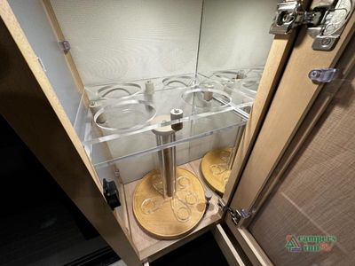 2026 Airstream Atlas - Photo 36