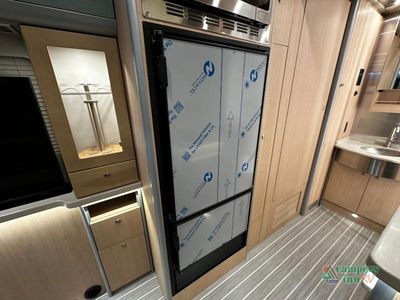 2026 Airstream Atlas - Photo 28