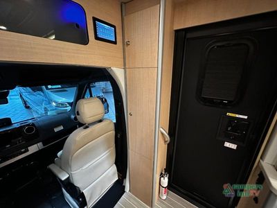 2026 Airstream Atlas - Photo 49