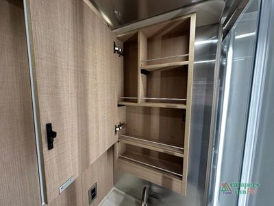 2026 Airstream Atlas - Photo 46