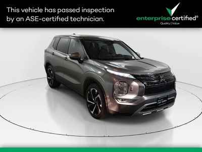 2024 Mitsubishi Outlander - Photo 1