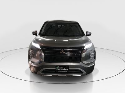 2024 Mitsubishi Outlander - Photo 2