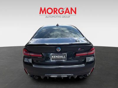 2023 BMW M5 — detail view
