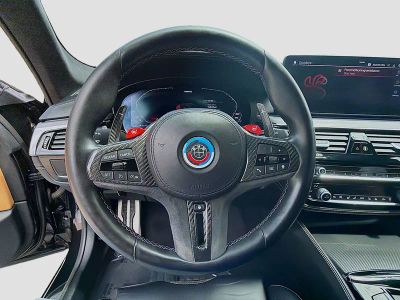 2023 BMW M5 — photo 8 view