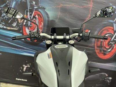 2025 Yamaha MT-07 - Photo 15