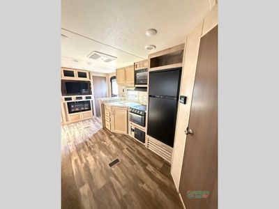 2019 Forest River RV Catalina - Photo 6