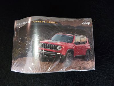 2023 Jeep Renegade - Photo 12