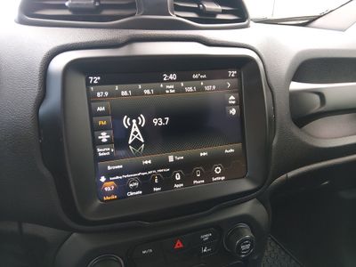 2023 Jeep Renegade - Photo 20