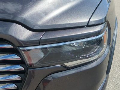 2026 Ram 1500 — photo 10 view