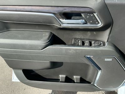 2026 Chevrolet Silverado 1500 — photo 16 view