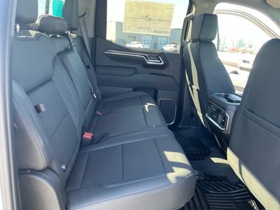 2026 Chevrolet Silverado 1500 — photo 19 view