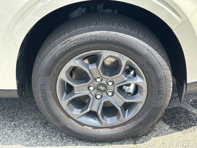 2025 Ford Maverick - Photo 12