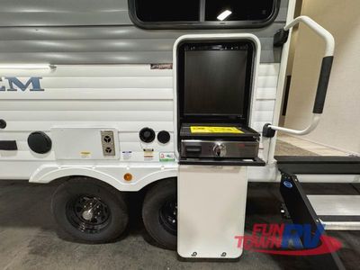 2025 Forest River RV Salem - Photo 13