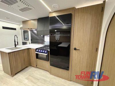 2025 Forest River RV Salem - Photo 32