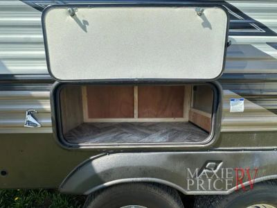 2023 Palomino Puma Destination - Photo 6