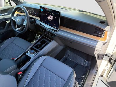 2026 Volkswagen Tiguan - Photo 13