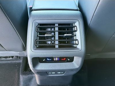 2026 Volkswagen Tiguan - Photo 19