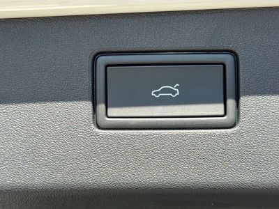 2026 Volkswagen Tiguan - Photo 12