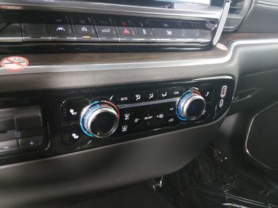 2025 GMC Sierra 1500 - Photo 17