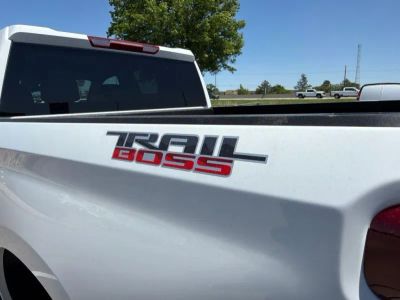 2026 Chevrolet Silverado 1500 - Photo 13
