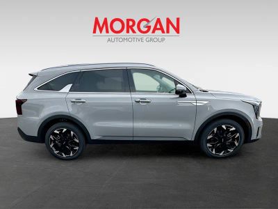 2026 Kia Sorento — photo 8 view