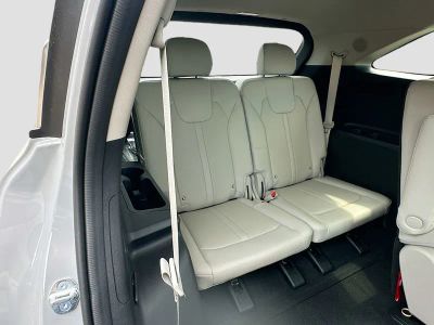 2026 Kia Sorento — photo 28 view