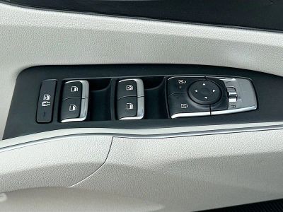 2026 Kia Sorento — photo 18 view