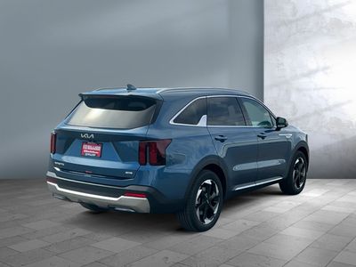 2026 Kia Sorento Hybrid — engine compartment view