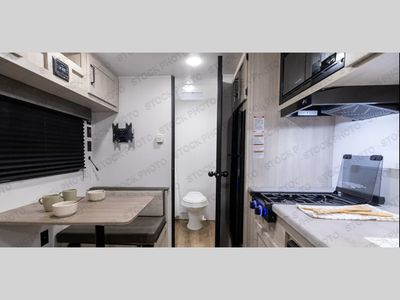 2025 Palomino Puma Camping Edition - Photo 36