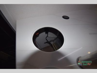 2026 Dynamax Europa - Photo 42