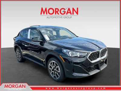 2026 BMW X2 xDrive28i in Black — front three-quarter view