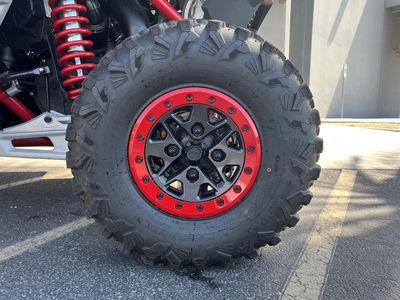 2025 Can-Am Maverick X3 MAX X ds Turbo RR Fiery Red & Hyper Silver - Photo 15