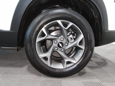 2025 Chevrolet Trax - Photo 10