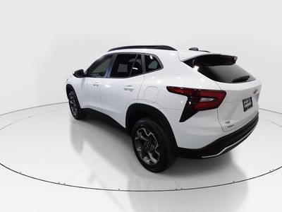 2025 Chevrolet Trax - Photo 5