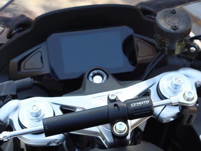 2026 CFMOTO 675SS - Photo 14