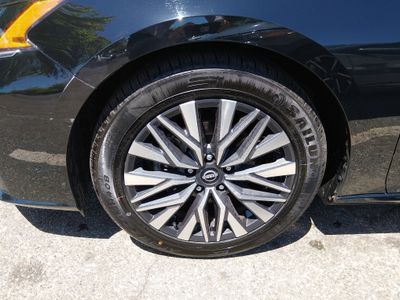 2024 Nissan Altima - Photo 10