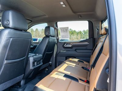 2025 Chevrolet Silverado 1500 - Photo 18