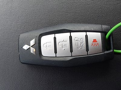 2024 Mitsubishi Outlander - Photo 15