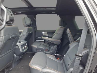 2026 Ford Expedition — detail view