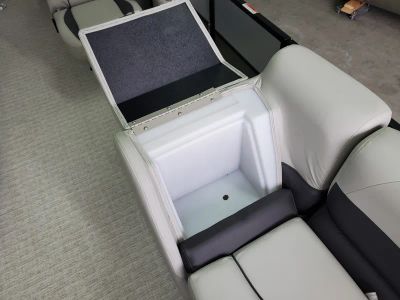 2022 COACH 243 RFC 3-SERIES — photo 25 view