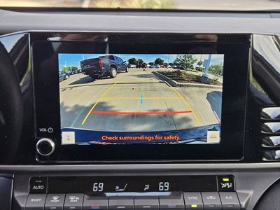 2025 Toyota Camry — photo 12 view